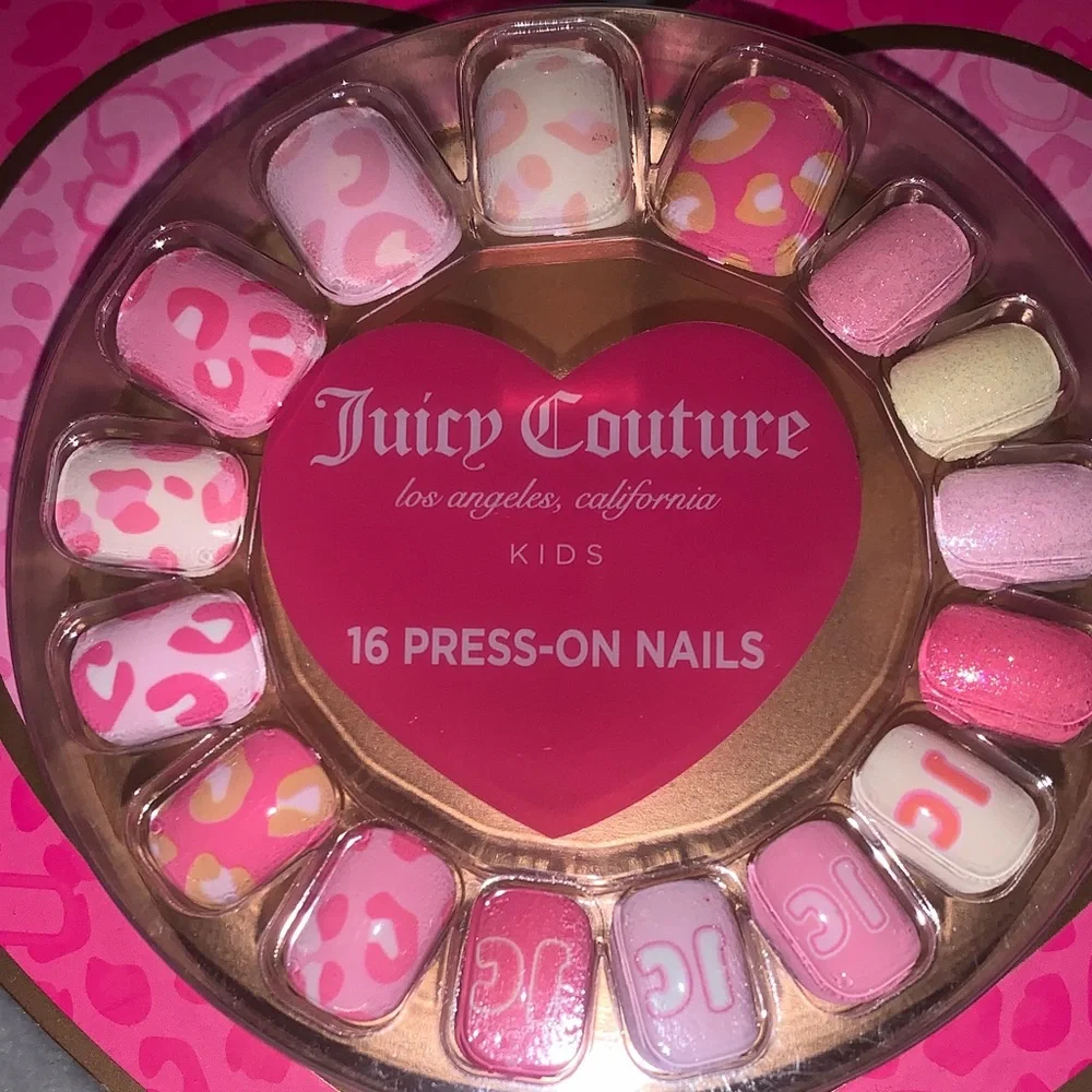 🆕- Juicy Couture Pink and White Press-On Nails Set